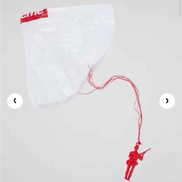 Supreme Parachute Toy - Picture 2 of 4